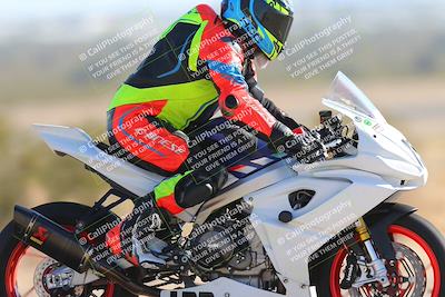 media/Jan-18-2024-Racers Edge (Thu) [[008952c709]]/B Group/Session 4 (Turn 7)/